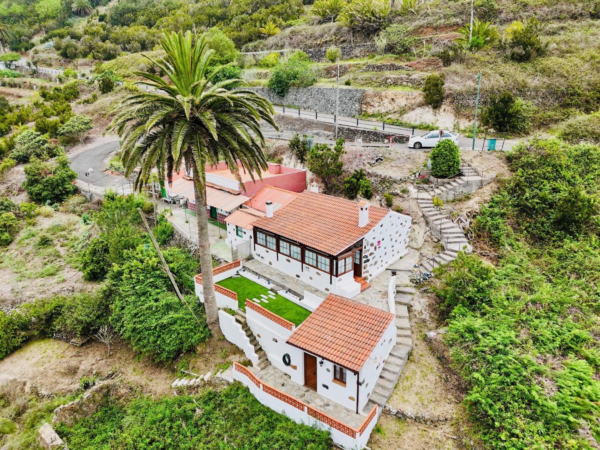 Holiday House Cruz De Tierno Agulo Ngoại thất bức ảnh